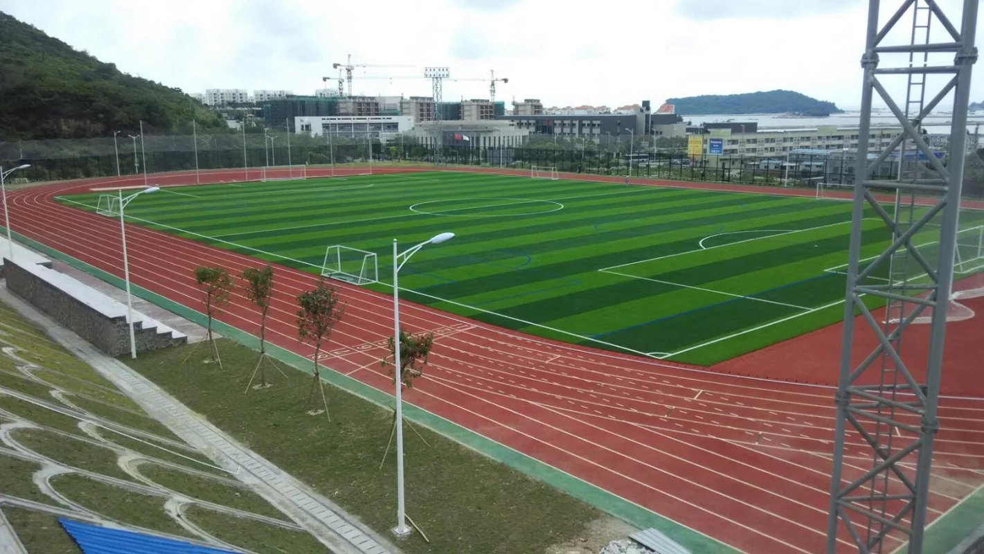 人造草坪足球場