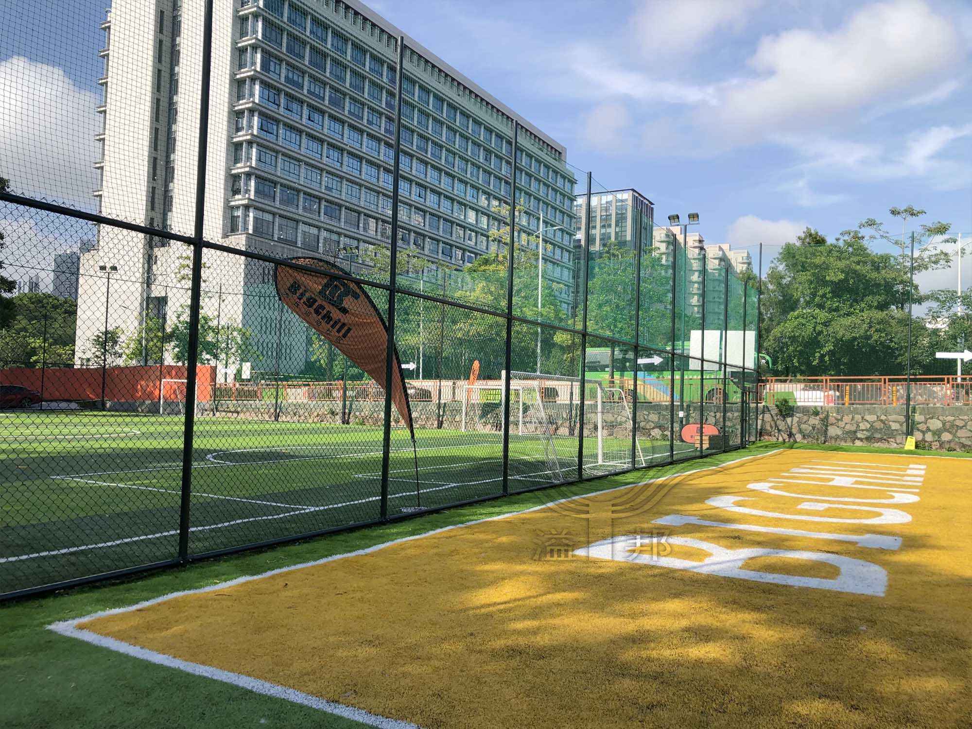 球場圍欄