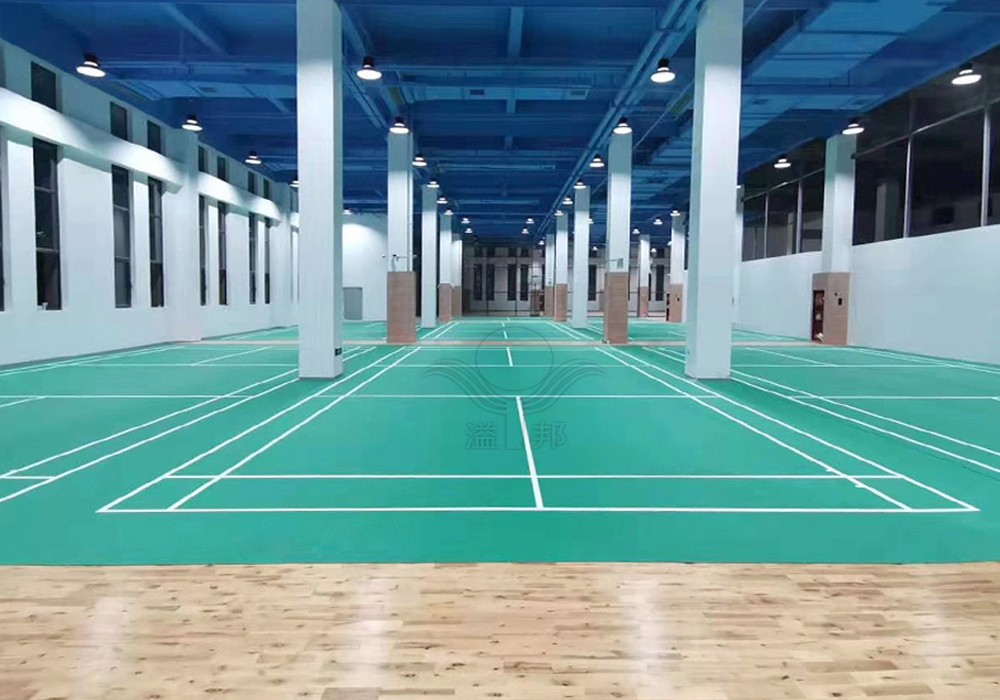 室內(nèi)羽毛球館