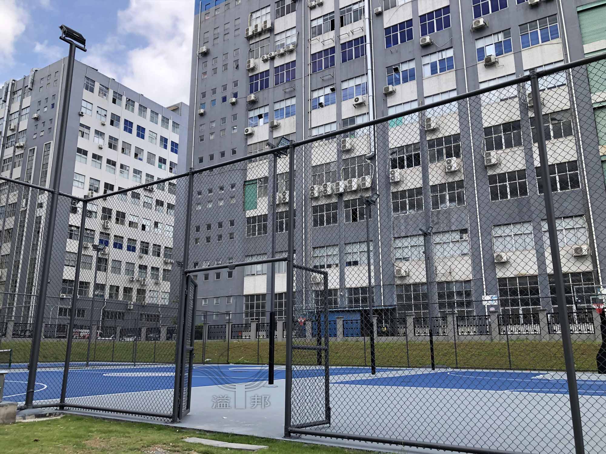 球場圍網(wǎng)施工