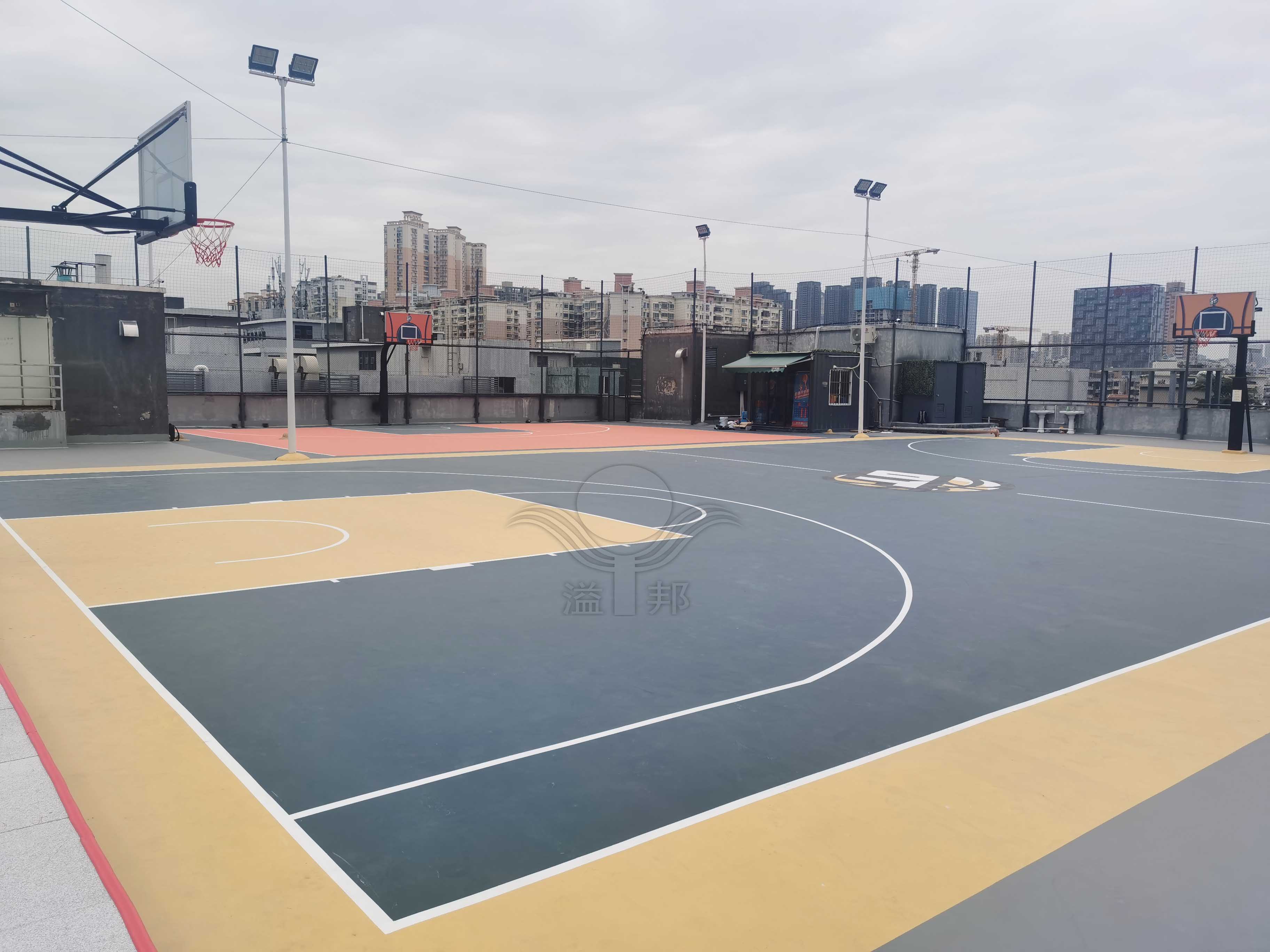 建一個籃球場需要多少錢