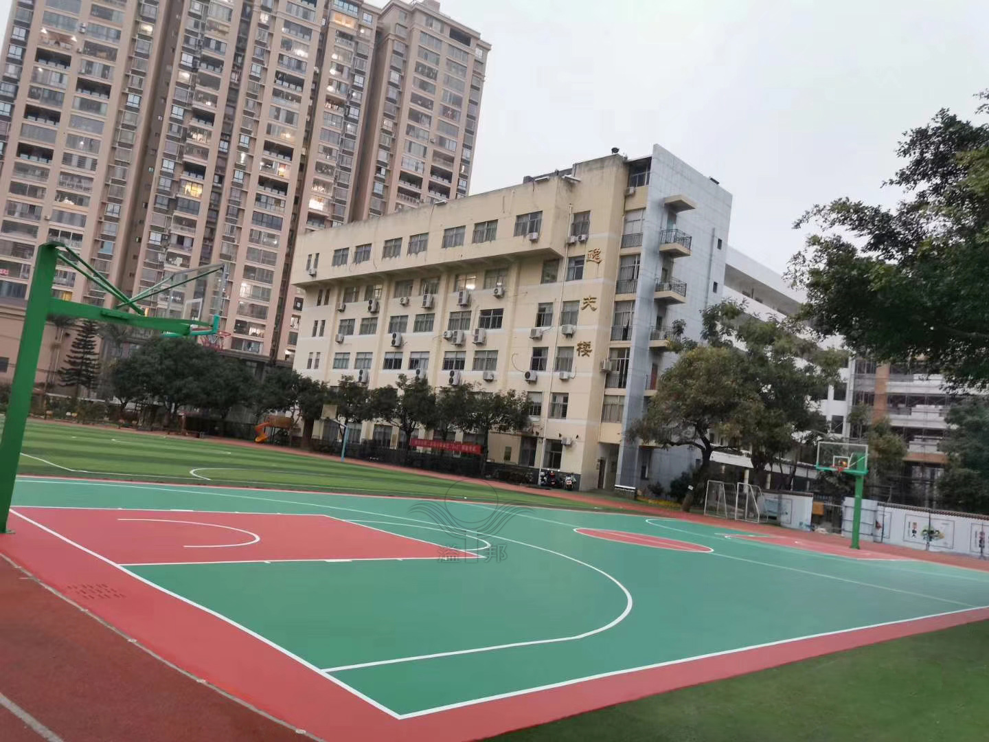 硅pu籃球場一平方米多少錢