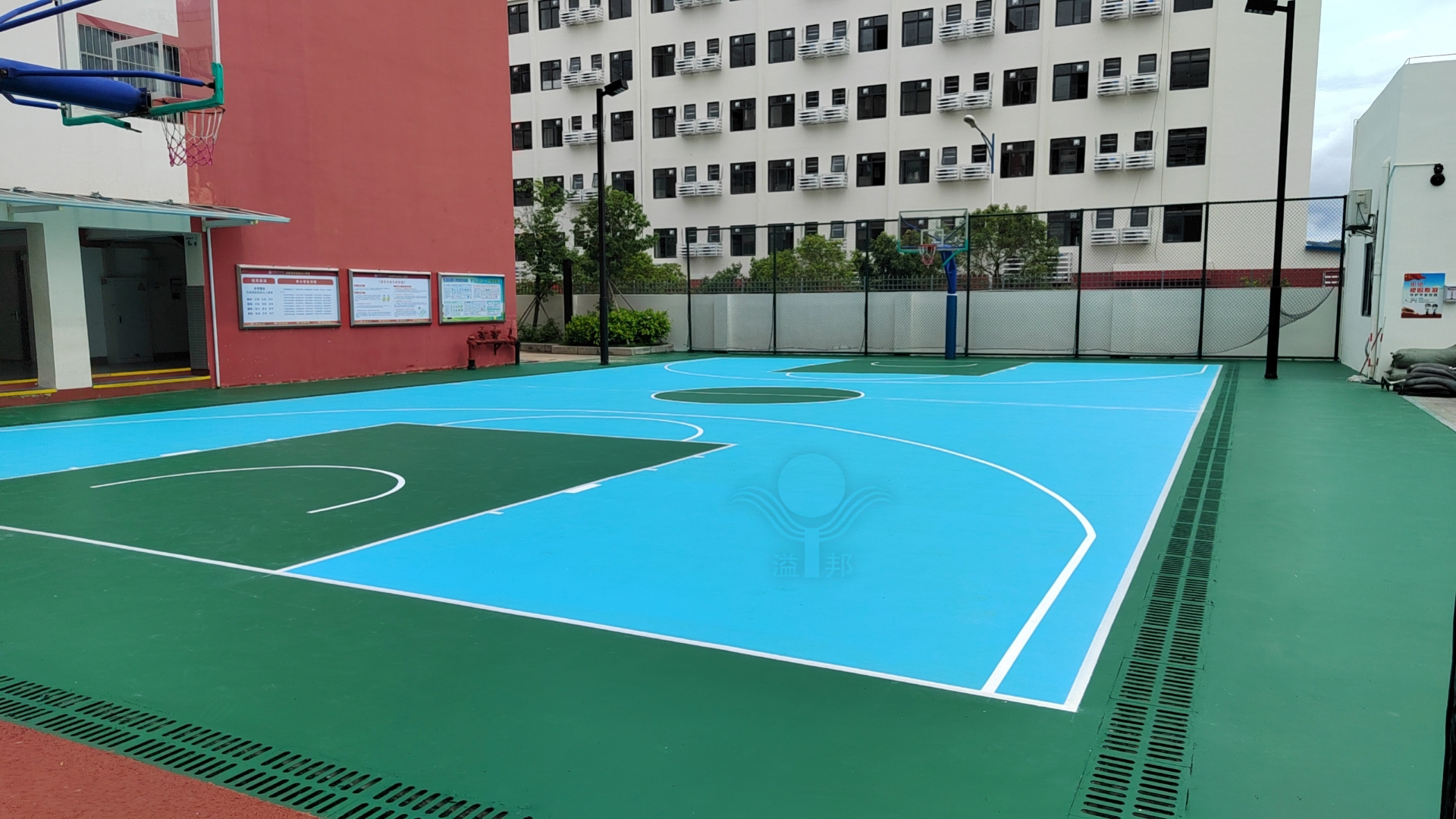 硅pu籃球場造價多少
