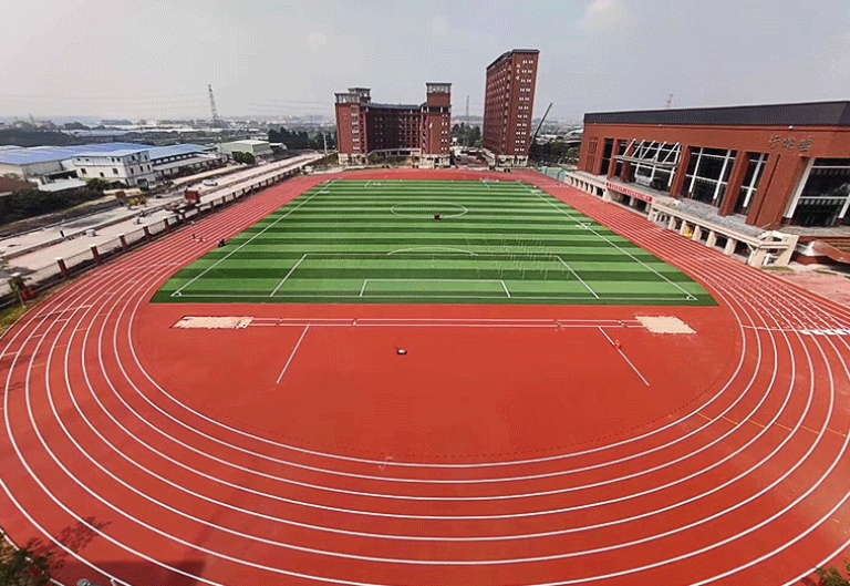全塑型SPU跑道：科技與環(huán)保的雙重奏，為運(yùn)動(dòng)加分